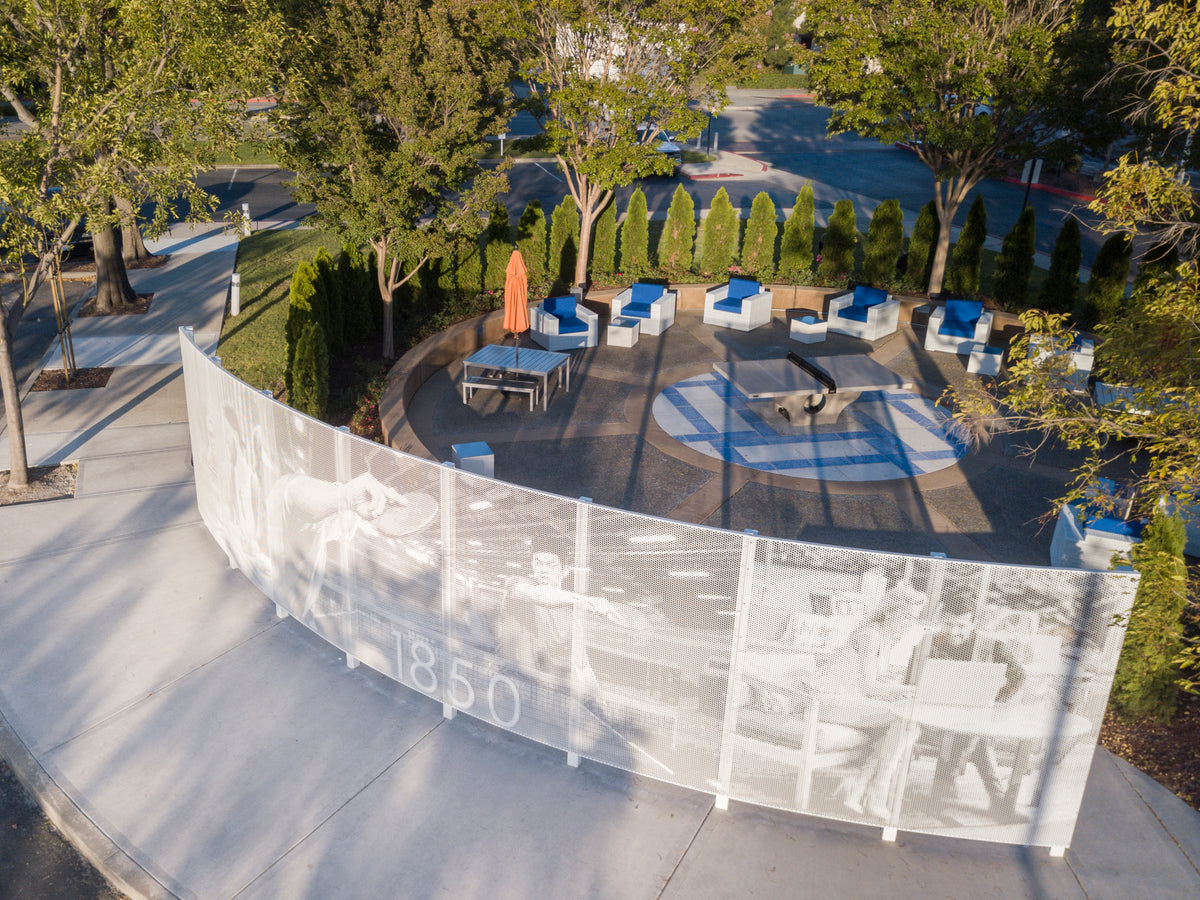 Outdoor metal screens: shaping courtyards with mashrabiya and layered boundaries