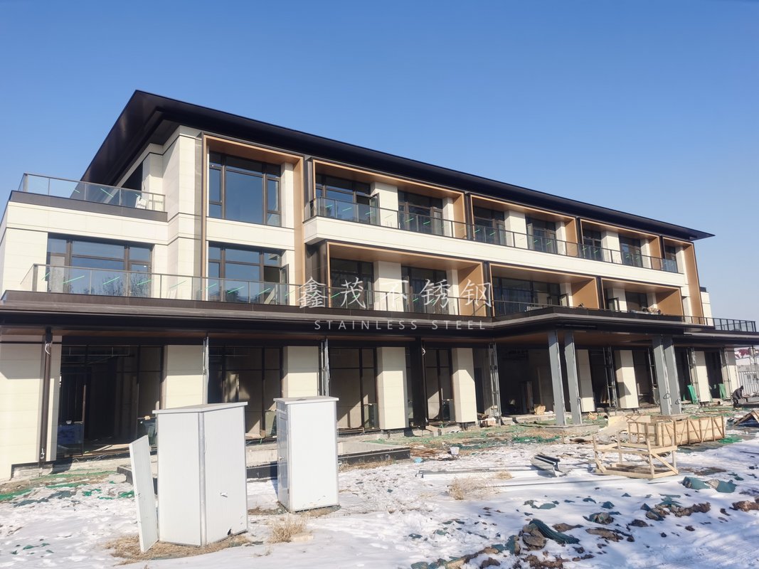 Cangzhou Luxury Residence | Stainless Steel Honeycomb Facade