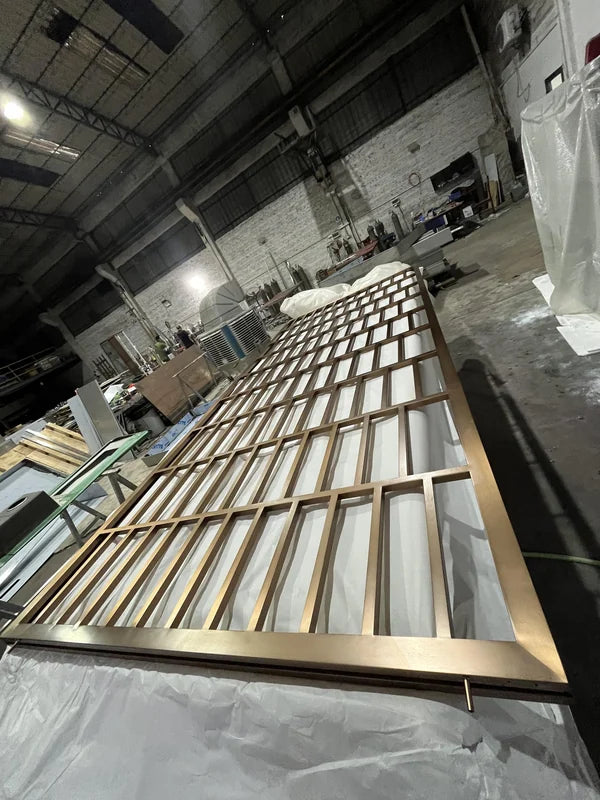 Pattern detail of bronze linear grille steel screen options