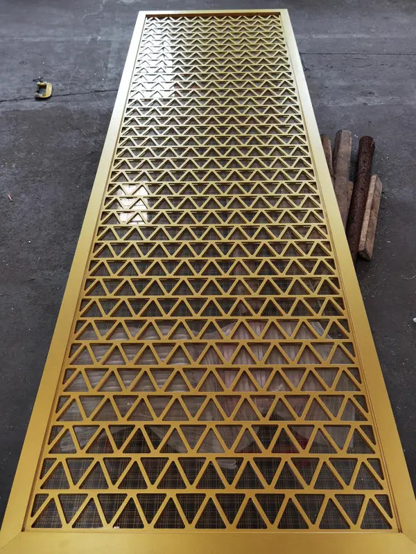 Overall view of Gold Triangle Maze stainless steel Screen Panel