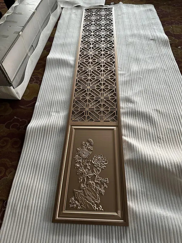 Bronze 3D Faceted Stainless Steel & Aluminum Screen Panels