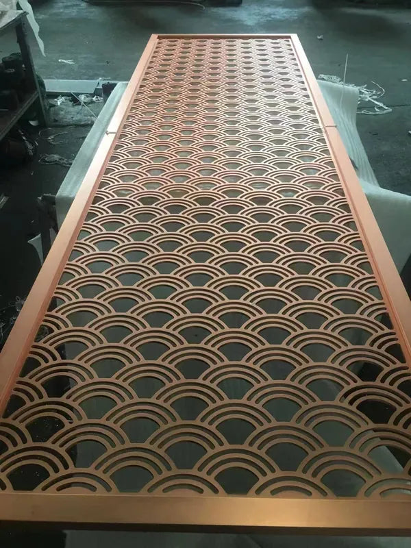 Overall view of Bronze Fan and Hexagon stainless steel Screen Set