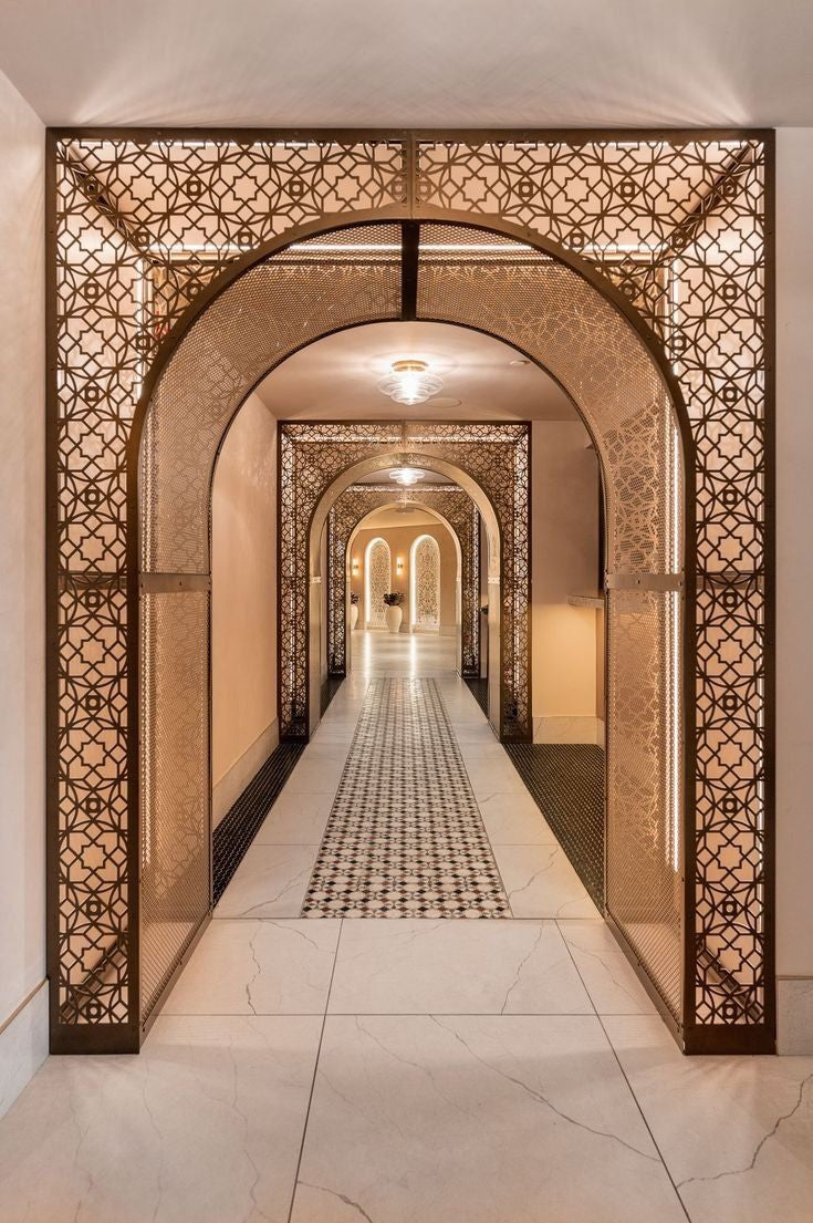xinmaometal-bronze-stainless-steel-laser-cut-screen-hotel-corridor