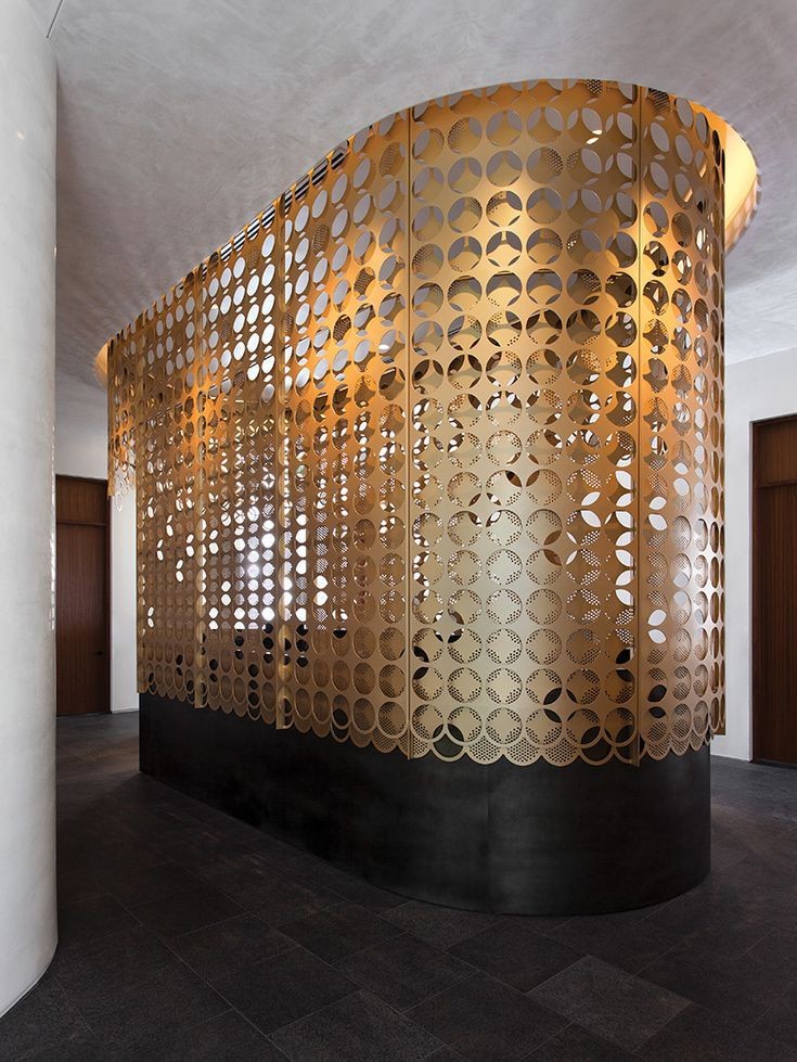 xinmaometal-bronze-stainless-steel-perforated-room-divider-hotel-lobby