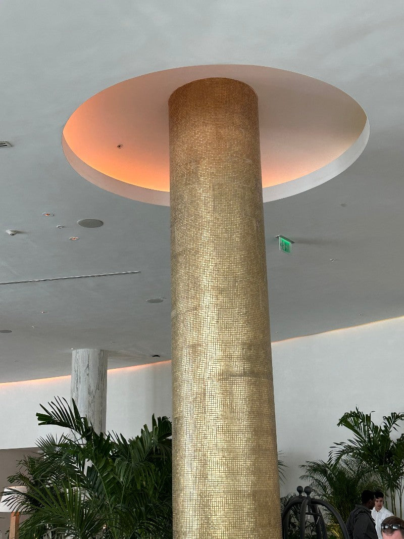 xinmaometal-gold-mosaic-stainless-steel-column-hotel