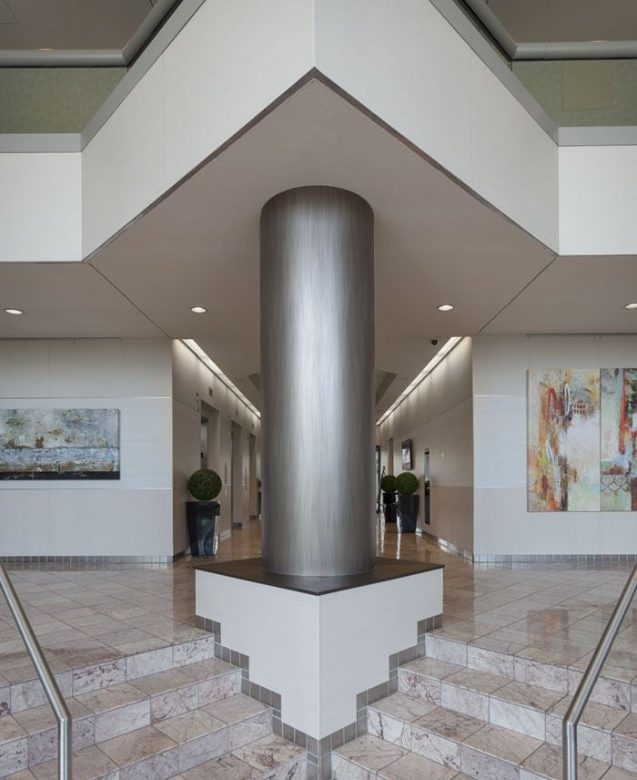 xinmaometal-silver-brushed-stainless-steel-column-office-lobby