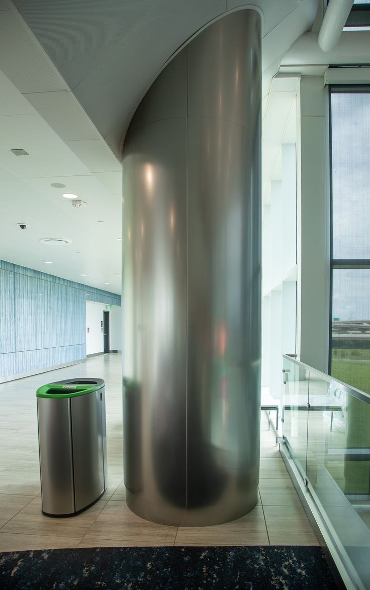 xinmaometal-silver-satin-stainless-steel-column-hallway
